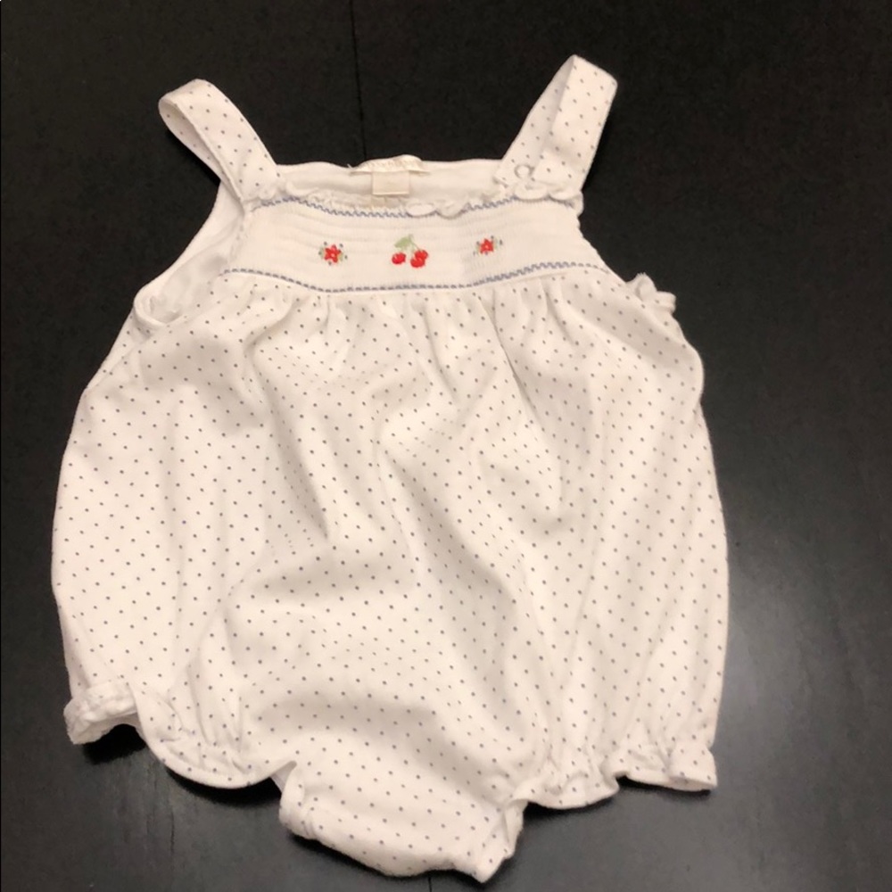 Kissy Kissy outfit
